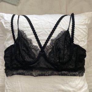 Lacy Bralette in 34B